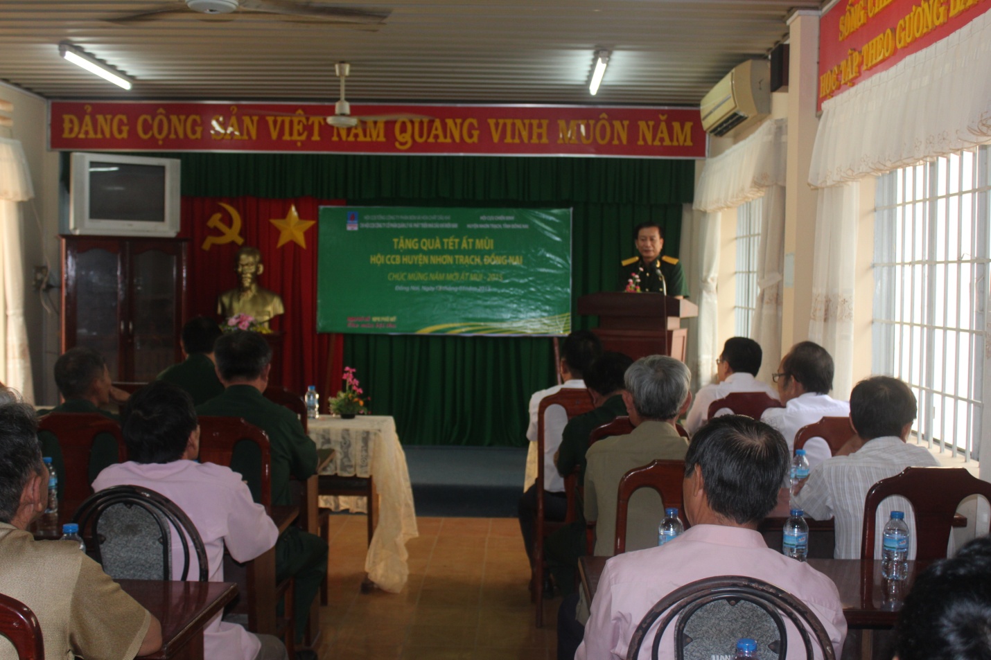 Hội Cựu chiến binh PVFCCo và PVFCCo – SBD đến thăm và tặng quà nhân dịp Tết Ất Mùi tại Đồng Nai