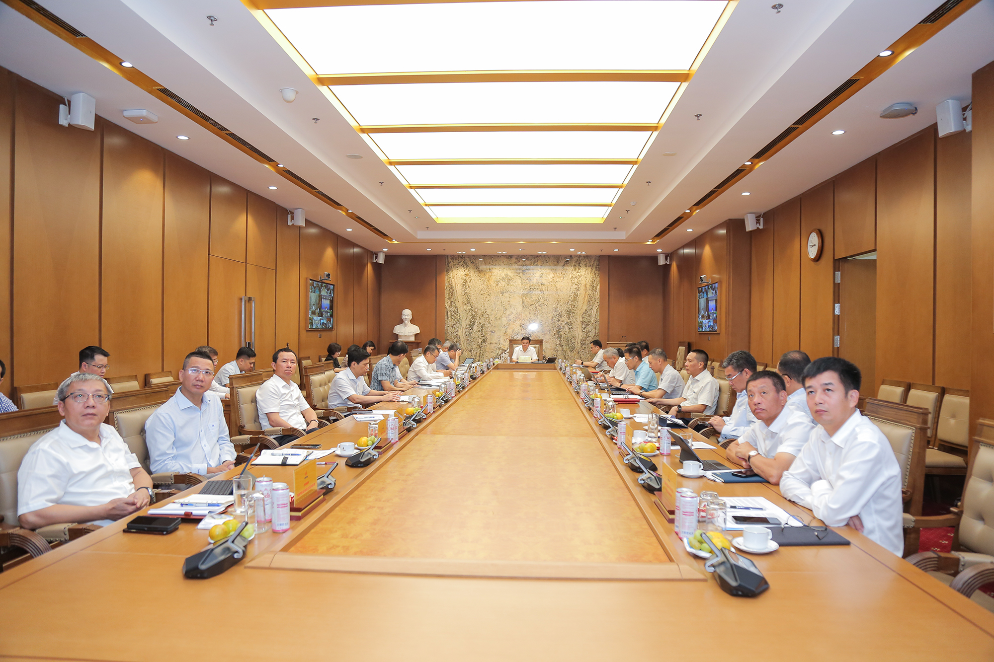 Hoạt động sản xuất duy trì đà tăng trưởng, Petrovietnam góp phần quan trọng giảm thiểu tác động tiêu cực đối với nền kinh tế