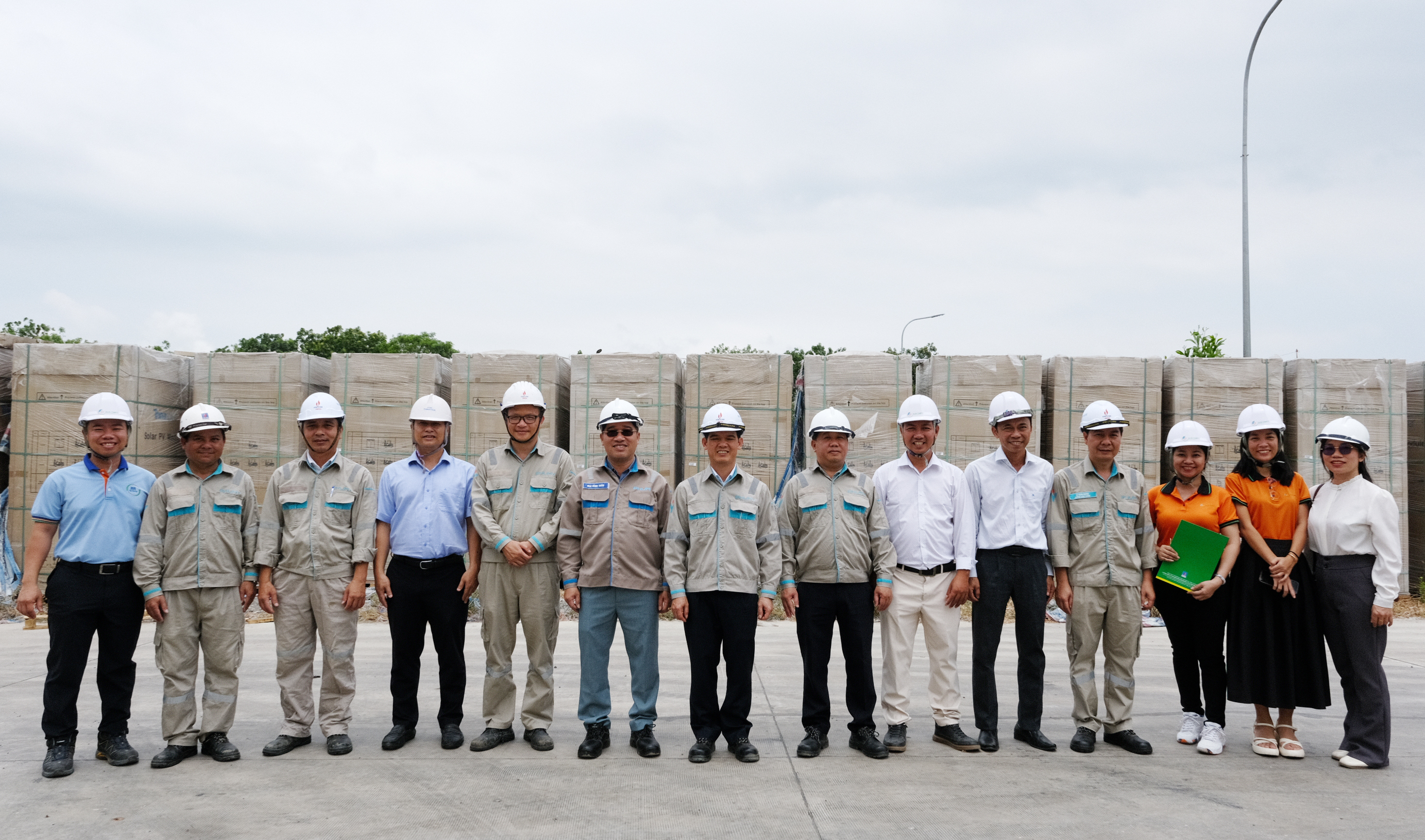 PVFCCo - Phú Mỹ khởi công dự án điện mặt trời mái nhà kho 20.000 tấn tại Nhà máy Đạm Phú Mỹ